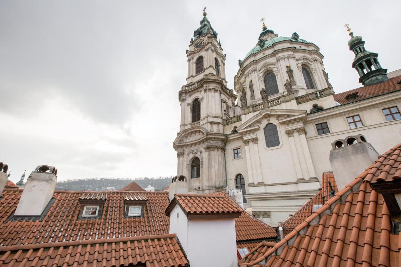 Miss Sophie'S Charles Bridge Hotel Praga Esterno foto